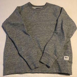 Plain grey roots crewneck